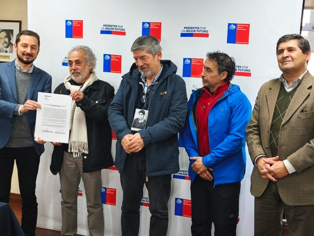Firma de concesión Miraflores 724
